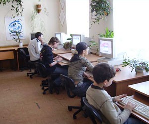 компютерний клас допоможе дітям